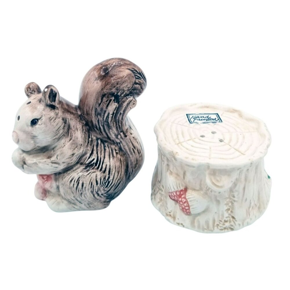 Squirrel Tree Stump Salt Pepper Shakers Hand Painted Vintage OCI Japan